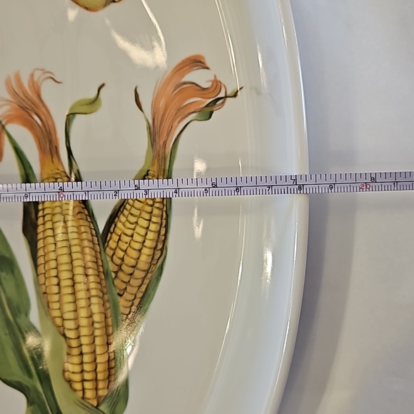 Evesham (white edge) oval casserole dish. - Picture 4 of 7